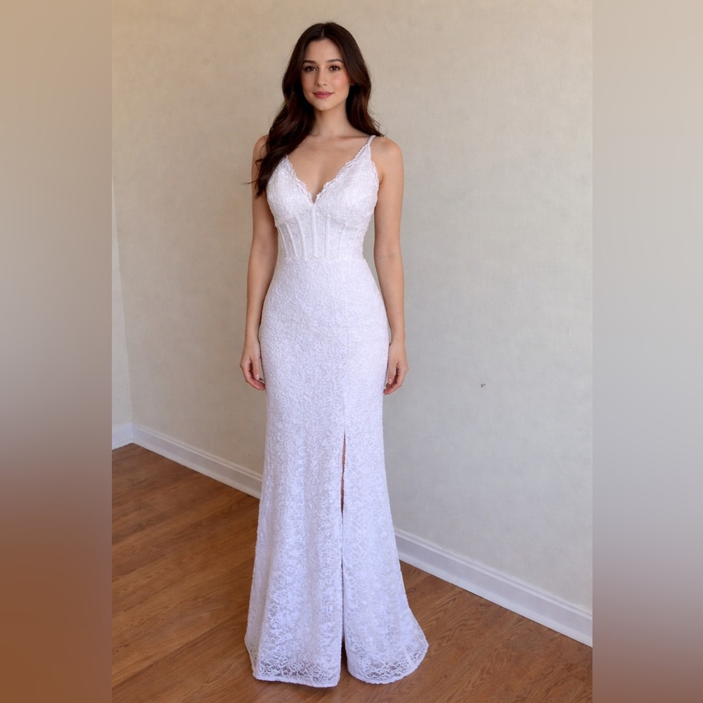 Morgan & Co 12938 White Lace High Slit Gown Size 3 NWT